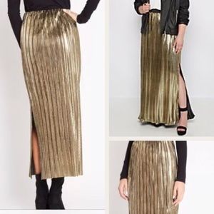 Metallic Gold Pleated Maxi Skirt
